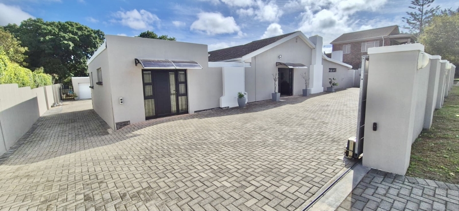 4 Bedroom Property for Sale in Fernglen Eastern Cape
